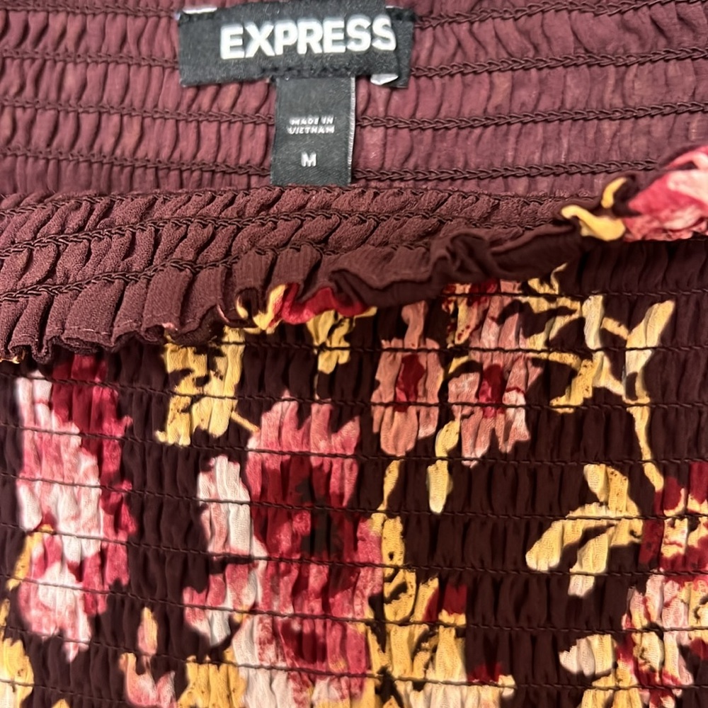 Express Blouse - Picture 2 of 7